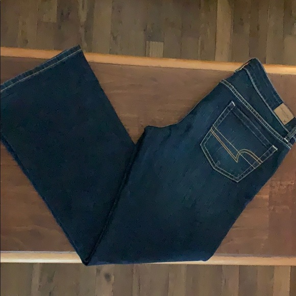 American Eagle Outfitters Denim - American Eagle Stretch Jeans Size 12